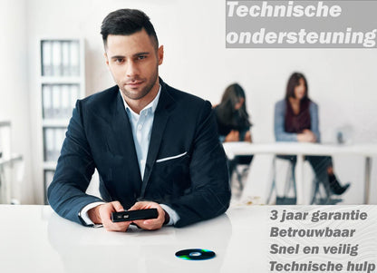 Afbeelding van een man in een pak van de klantenservice technische dienst - hij houdt een apparaat in zijn handen - bovenaan staat de tekst Technische Service - rechts onder 3 jaar garantie, betrouwbaar, snel en veilig, technische hulp - er ligt een cd op tafel